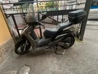 peugeot-geopolis-300