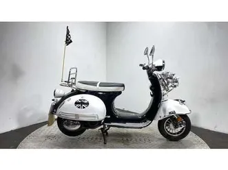 ajs-modena-125-2015-running-project-custom-scooter-125-cc