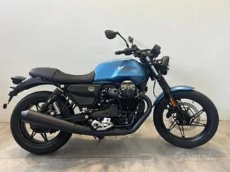 moto guzzi v7 stone