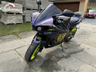 yamaha-yzf-r1