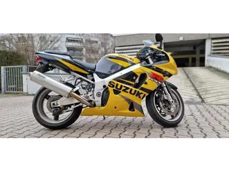 suzuki-gsx-r750