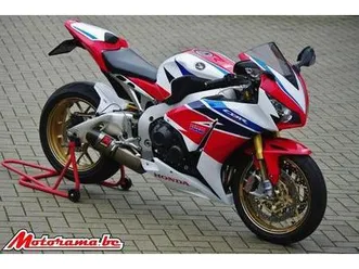 honda-cbr1000rr-sp-fireblade-2017-16-000-km-motorama