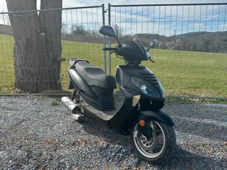 roller-125-ccm-rex-rs-1100