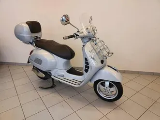 vendo-vespa-gts-300-touring-abs-2014-16-usata-a-cavour-codice-9685361-moto-it