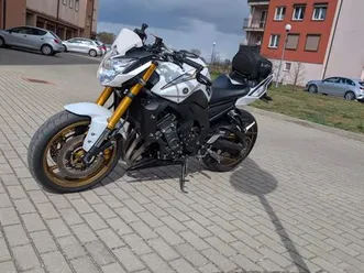 yamaha-fz8