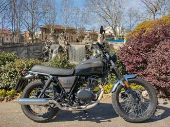 brixton-cromwell-125-2022