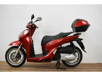 honda-scoopy-sh300i