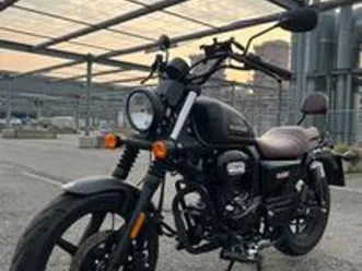 um-renegade-sport-125-custom