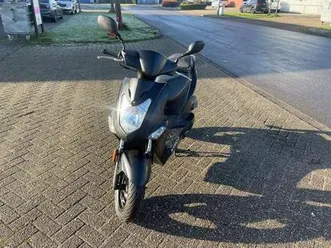 kymco-agility-fr-50-4t-12-2014-45-km-zwart-17827-km-scooters-kymco-marktplaats