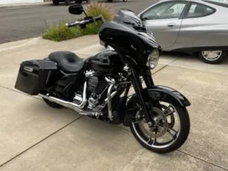 2017-harley-street-glide-special