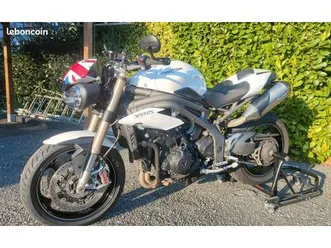 triumph-1050-speed-triple-s