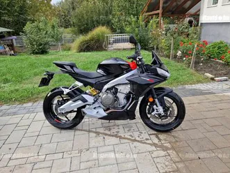 aprilia-tuono-660