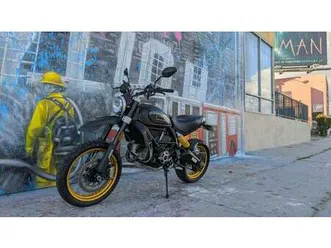 2018-ducati-desert-sled-scrambler