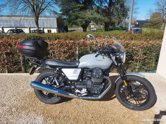 moto-guzzi-v7-milano