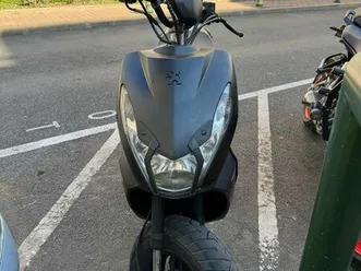 scooter-peugeot-street-zone-2t-noir