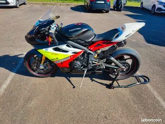 a-saisir-triumph-daytona-r