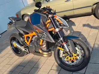 ktm-1290-super-duke-r