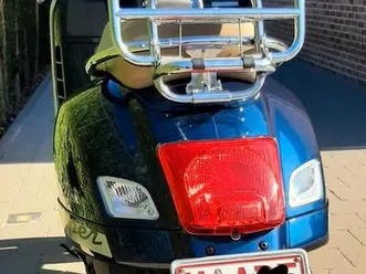 vespa-gts-250-ie-jaar-2015