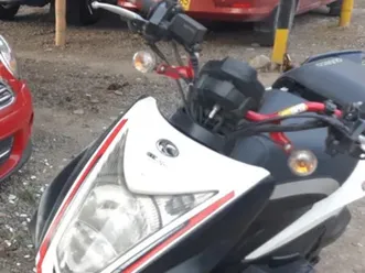 motocicleta-scooter-kymco-agility-digital-125