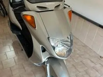 scooter-honda-foresenight