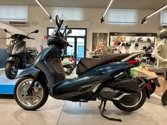 vendo-piaggio-beverly-400-abs-asr-2021-24-usata-a-firenze-codice-9686081-moto-it