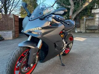 ducati supersport