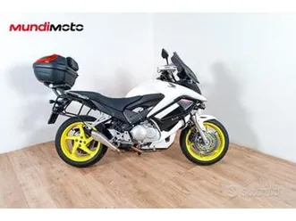 honda-crossrunner-800-vfr-800-x-2014