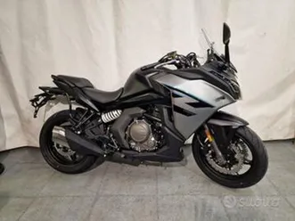 cf moto 650gt .
