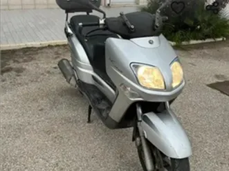 xc yamaha 300 2004 versity