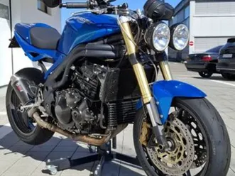 verkaufe-triumph-speed-triple-1050-ab-grossem-service