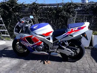 honda-cbr-900-sc28