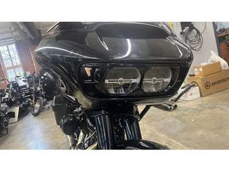 harley-davidson-road-glide-st-custom-kesstech-ohlins-saddleman