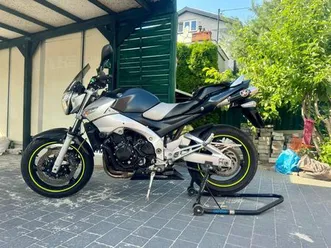 motocykl-suzuki-gsr-600-wolomin