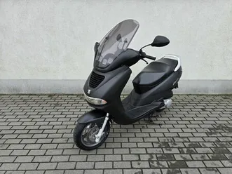 peugeot-elyseo-125-xmax-burgman-xevo-satelis-jarocin