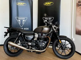triumph-street-twin-1-hand-scheckheft