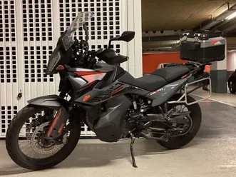 ktm-890-adventure-grise