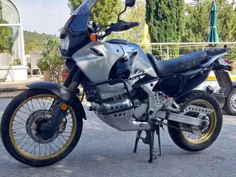 africa-twin-xrv-750-rd07