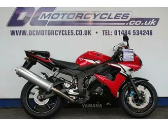 yamaha yzf-r6 very low miles at just 5170, & a true race bike with mid size engine 1 previous owner - 5000 miles 599 cc