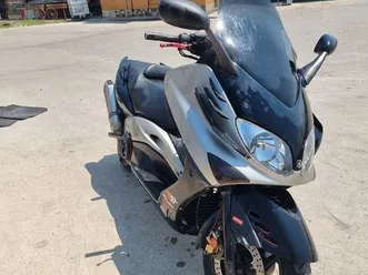 yamaha-tmax-500i
