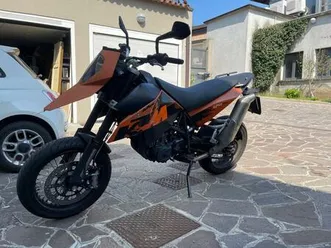 vendo-ktm-690-supermoto-usata-a-carate-brianza-codice-9686707-moto-it