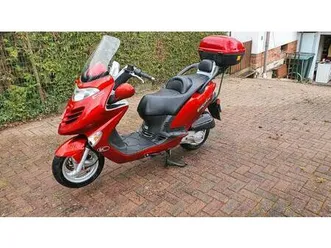 roller-kymco-grand-dink-125-ccm