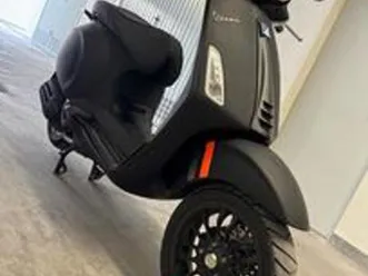 piaggio-vespa-sprint-125