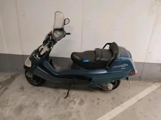 piaggio-hexagon-180