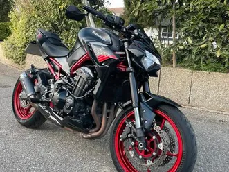 kawasaki-z900-performance-viele-extras-garage