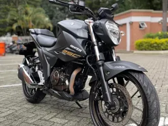 suzuki-gixxer-250-mod-2024