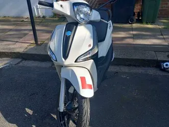 piaggio-liberty-125-s-scooter-petrol-cvt-euro-5-11-ps-124-cc