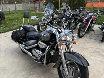 suzuki-boulevard-c1500