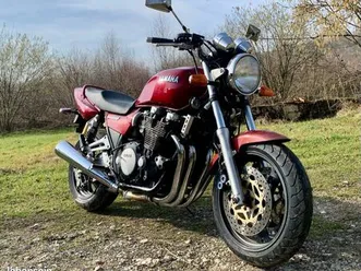 yamaha-xjr-1200