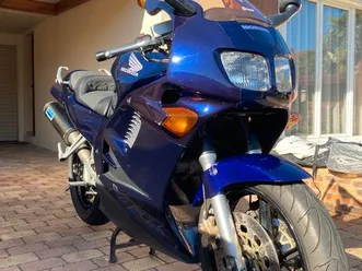 honda-750-vfr-1996