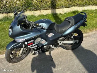 suzuki-750-gsxf-tres-bon-etat